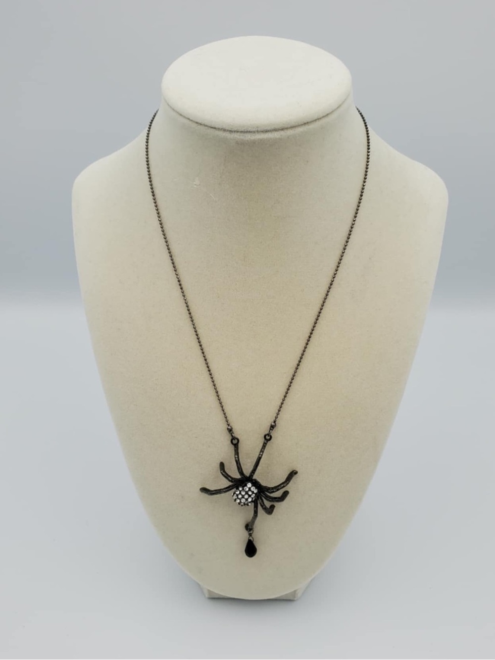 Vintage Betsey Johnson Rhinestone Spider Necklace NWT